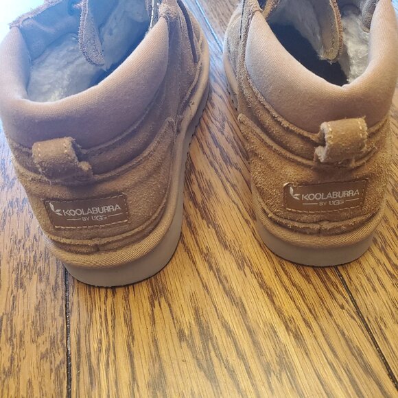 Men's Koolaburra by UGG Leather Beige Boots, Shoelace Tie, Size 8, Great Con! - Picture 5 of 7